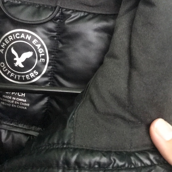 American Eagle outfitters puffer vest - Picture 3 of 4